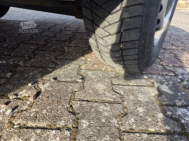 Højt tag varevogn VOLKSWAGEN Crafter 3,5 to, 1+2 Sitzer, AHK, 6 Gang man Scha