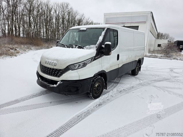 Панельний фургон IVECO 35S18 Daily, Wartungsvertrag, Klima