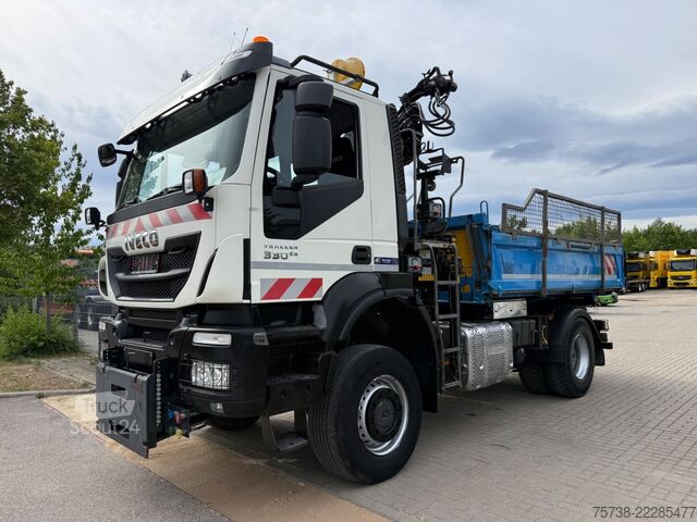Üç taraflı damperli kamyon IVECO Trakker 330 4x4 Meiller Kipper+Hiab 088B-2 Funk