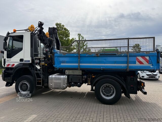 Üç taraflı damperli kamyon IVECO Trakker 330 4x4 Meiller Kipper+Hiab 088B-2 Funk