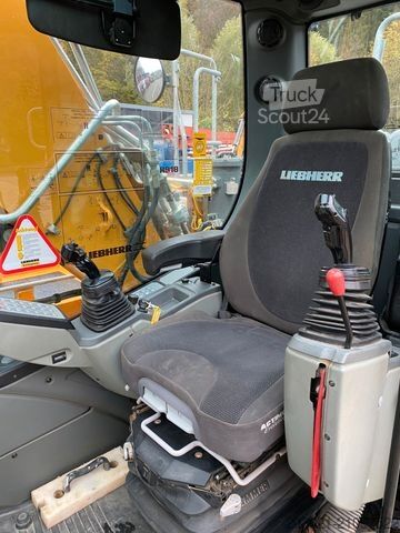 Εκσκαφέας ερπυστριοφόρος LIEBHERR R 918 LC *MIETEN* Likufix SW 48