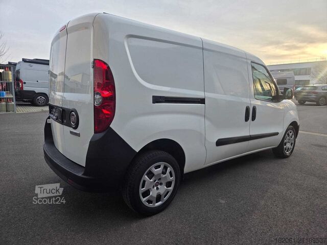 Umpikorja-auto FIAT Doblo ò Cargo Kawa L2H1 SX 1.3 Mulitjet 95PS