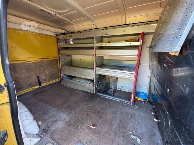 Skåpbil VOLKSWAGEN T5 Transporter Kasten-Werkstatteinrichtung Mhoch