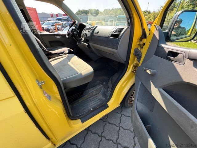 Skåpbil VOLKSWAGEN T5 Transporter Kasten-Werkstatteinrichtung Mhoch