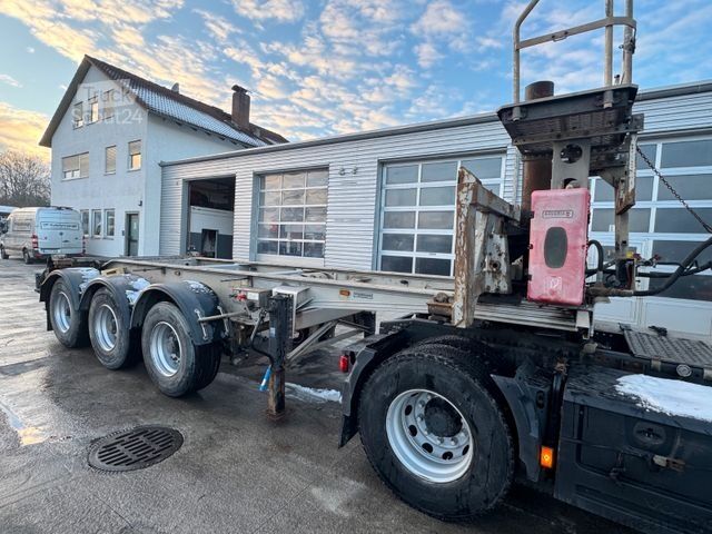 Kipper Auflieger MENCI SL20B 20 Fuß Kippcontainerchassis