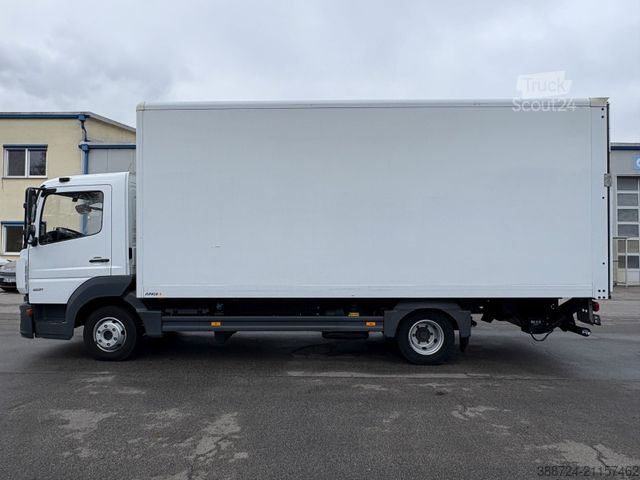 Fourgon tôlé MERCEDES-BENZ Atego821*E6d*Automatik*LBW*3Sitze*Klima*