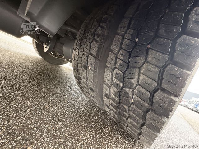 Fourgon tôlé MERCEDES-BENZ Atego821*E6d*Automatik*LBW*3Sitze*Klima*