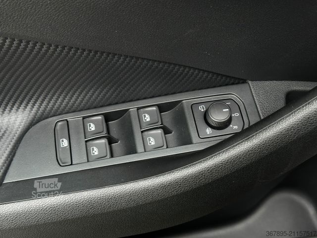 Kleinbus SKODA 1.5TSi Monte Carlo ACC NAVI PADACH KAMERA AHK