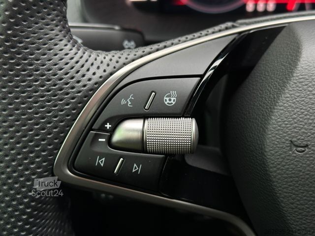 Kleinbus SKODA 1.5TSi Monte Carlo ACC NAVI PADACH KAMERA AHK