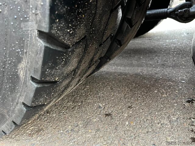 Estándar-SZM DAF XF 105.460 - FTG Lift/Steering axle - 620.000km...