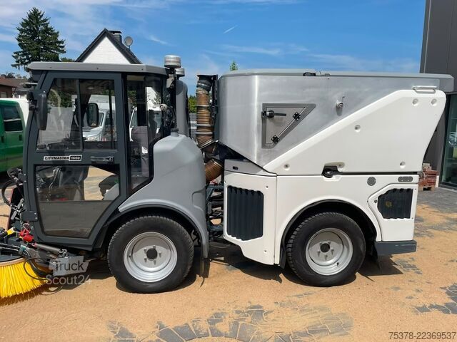 транспортний засіб громадського користування Hako Citymaster 1650 4x4 Kehrmasch.+Winterdie