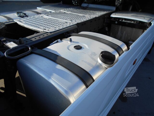 Standardní tahač DAF XG 480