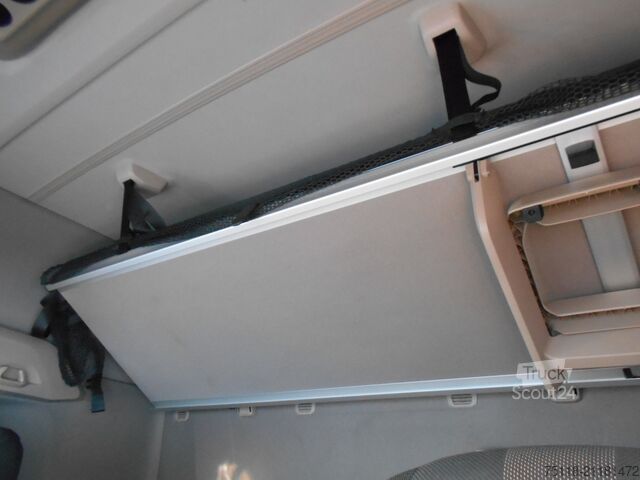 Standardní tahač DAF XG 480