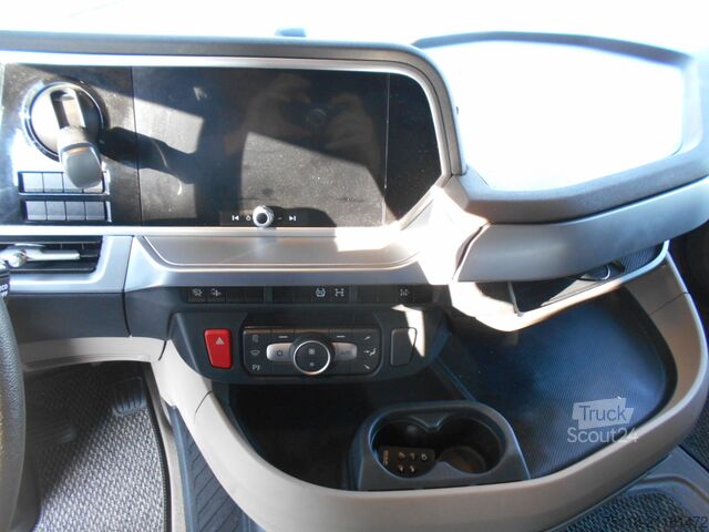 Standardní tahač DAF XG 480