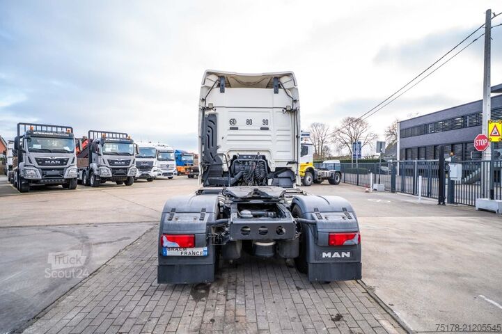 Padrão-SZM MAN TGX 18.460 XLX + INTARDER
