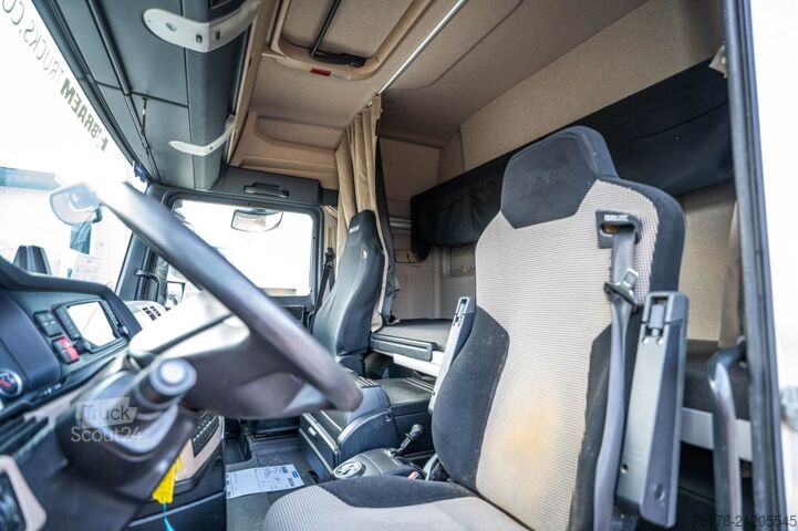 Padrão-SZM MAN TGX 18.460 XLX + INTARDER