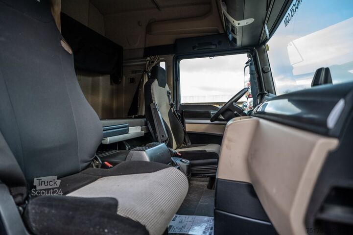 Padrão-SZM MAN TGX 18.460 XLX + INTARDER