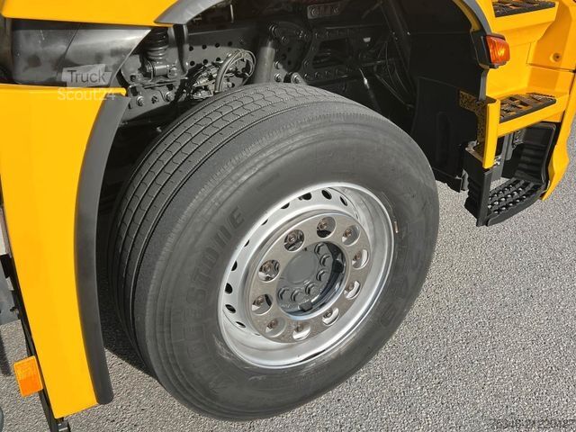 Platforma robocza  Mercedes Benz /Ruthmann T 330/33 m/Top Zustand