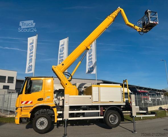 Platforma robocza  Mercedes Benz /Ruthmann T 330/33 m/Top Zustand