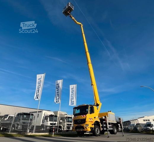 Platforma robocza  Mercedes Benz /Ruthmann T 330/33 m/Top Zustand