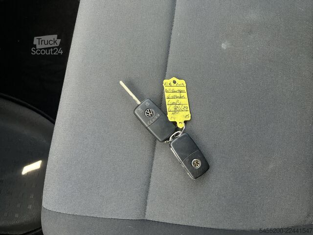 Пасажирський автобус VW Transporter Kombi 2.0 TDI L1H1 9 zitplaatsen Ai...