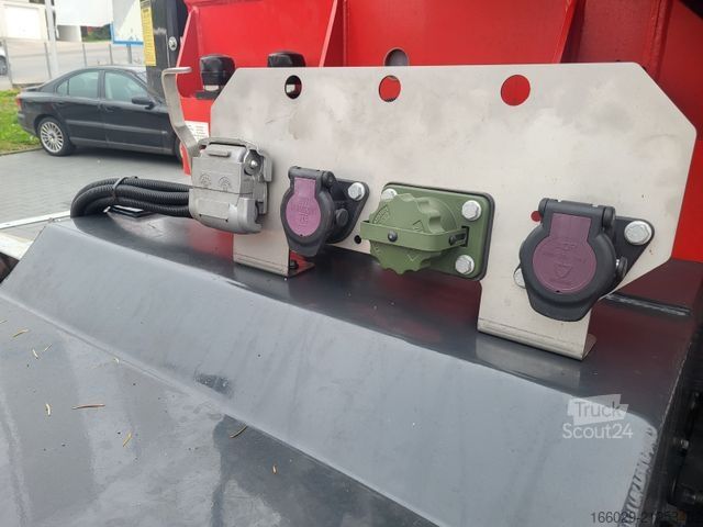 Ciężarówka ciężkiego typu VOLVO FMX 540 6x2 mit Kran Fassi F545.2.28