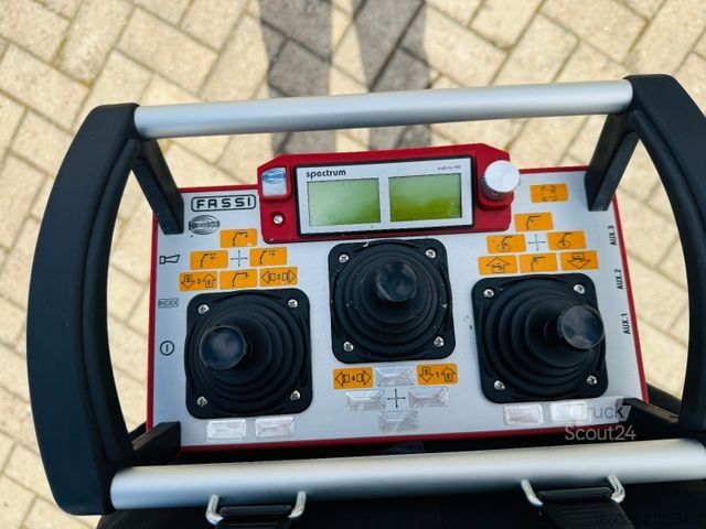 Ciężarówka ciężkiego typu VOLVO FMX 540 6x2 mit Kran Fassi F545.2.28