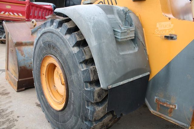 Kerekes rakodó LIEBHERR L580 -  Waage - Nr.: 568