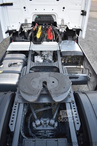 Standaard trekker MERCEDES-BENZ Actros 1845 LS Retarder ADR Standklima