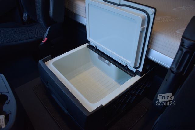 Standaard trekker MERCEDES-BENZ Actros 1845 LS Retarder ADR Standklima