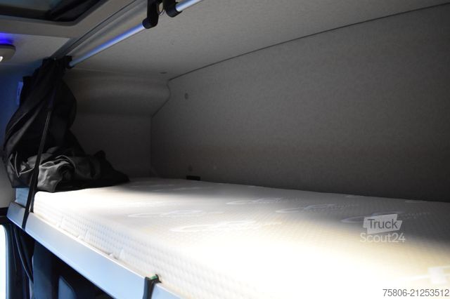 Standaard trekker MERCEDES-BENZ Actros 1845 LS Retarder ADR Standklima