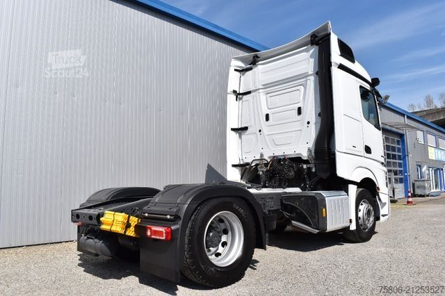 Standaard trekker MERCEDES-BENZ Actros 1845 LS 4x2 E6 Retarder Neuwertig