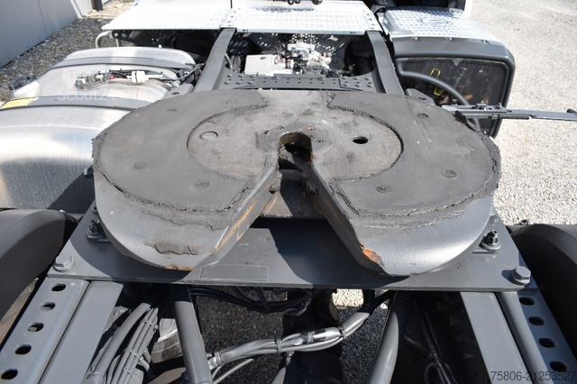 Standaard trekker MERCEDES-BENZ Actros 1845 LS 4x2 E6 Retarder Neuwertig