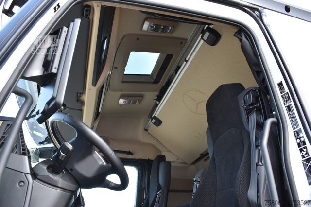 Standaard trekker MERCEDES-BENZ Actros 1845 LS 4x2 E6 Retarder Neuwertig