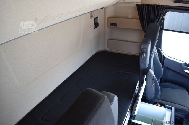 Standaard trekker MERCEDES-BENZ Actros 1845 LS 4x2 E6 Retarder Neuwertig