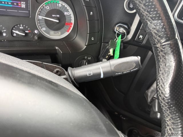 Standardni vlačilec IVECO Stralis S-WAY AS440S48T/P Standklima Retarder