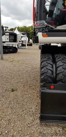 Escavadora sobre rodas Hidromek HMK 150 WR  H4 Stage5