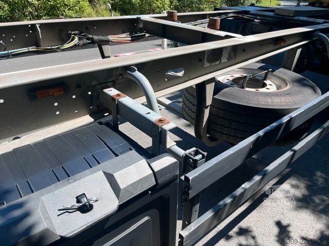 Reboque de chassis intercambiável SCHMITZ CARGOBULL BDF AFW 18 vollverzinkt-Mitnahmestapler TÜV NEU