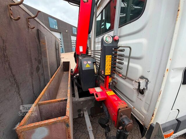 Grua montada em camião IVECO Daily 70C17 EEV