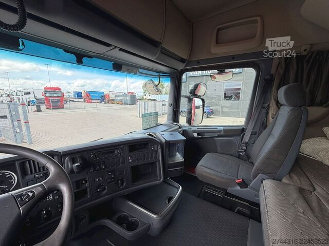 Lastebil med plan SCANIA R480 6X2 med kelberg