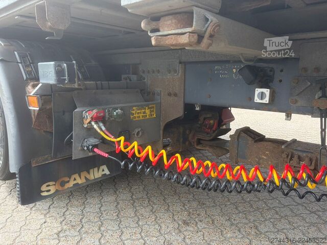 Lastebil med plan SCANIA R480 6X2 med kelberg