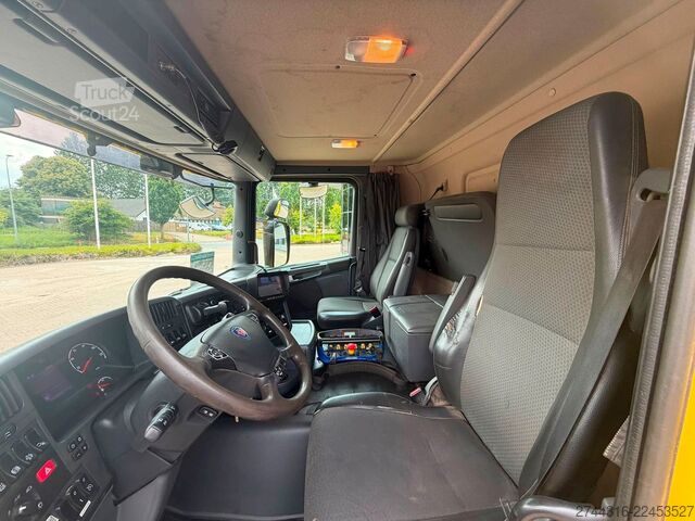Autocamion cu cârlig pentru containere SCANIA G480 8X2-6 Fassi bj. 2022