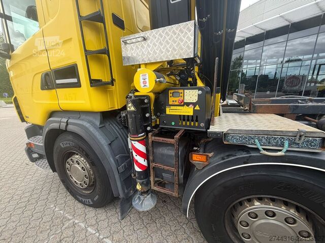 Autocamion cu cârlig pentru containere SCANIA G480 8X2-6 Fassi bj. 2022