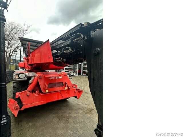 Teleskopiskais iekrāvējs Manitou MRT 2150 Privilege Teleskoplader