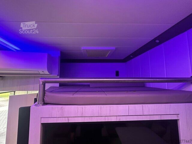 Viehtransporter LKW Mercedes-Benz Atego 1327 4-5 Pferde Popout,Autom.,Euro6, WoMo