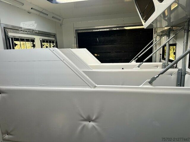 Viehtransporter LKW Mercedes-Benz Atego 1327 4-5 Pferde Popout,Autom.,Euro6, WoMo