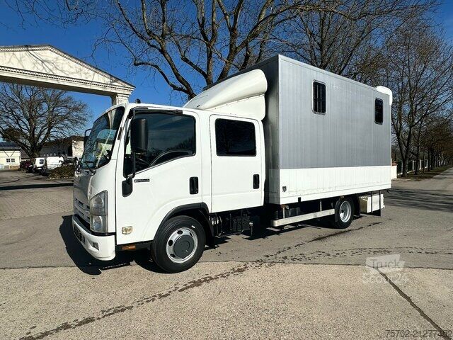 Veetransporter Isuzu N62.150 2 Pferde, 7 eingetragene Sitzplätze