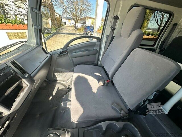 Veetransporter Isuzu N62.150 2 Pferde, 7 eingetragene Sitzplätze