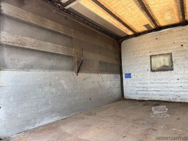 Самосвал MERCEDES-BENZ Vario 816 D DoKa/Kipper/6-Sitze/2xAHK/Diff/EU5