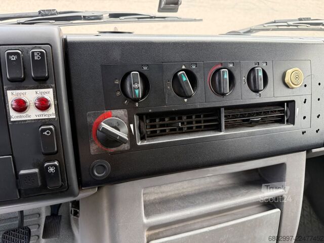 Самосвал MERCEDES-BENZ Vario 816 D DoKa/Kipper/6-Sitze/2xAHK/Diff/EU5